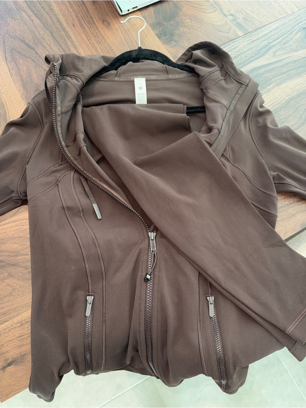 Lululemon size 12 espresso define and align set
